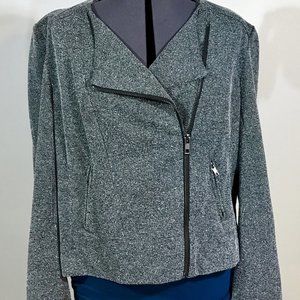 Black and White Cropped-Zippered Blazer